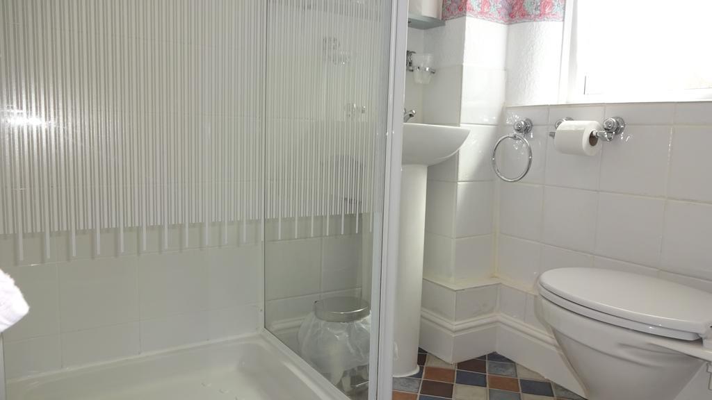 Kings Court Families & Couples Bed and Breakfast Μπλάκπουλ Εξωτερικό φωτογραφία