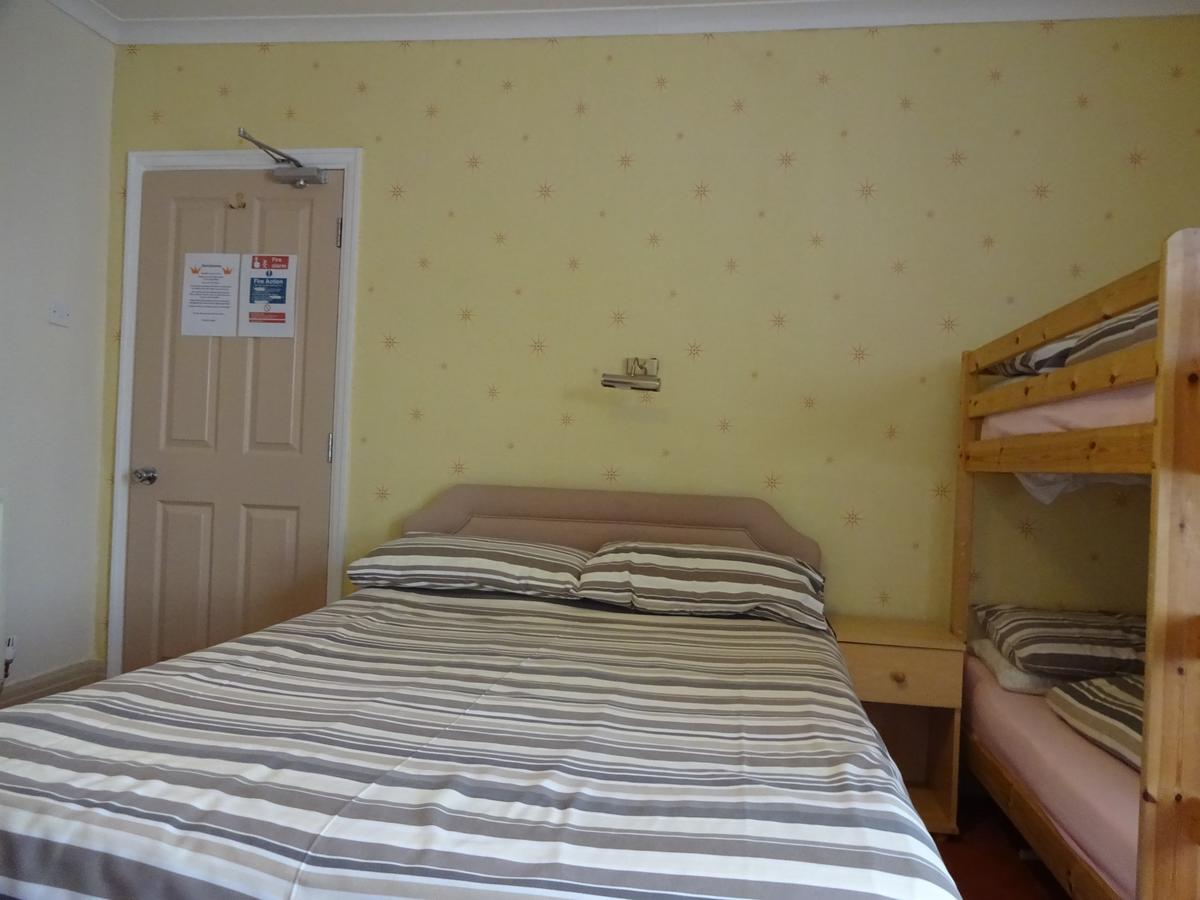 Kings Court Families & Couples Bed and Breakfast Μπλάκπουλ Εξωτερικό φωτογραφία