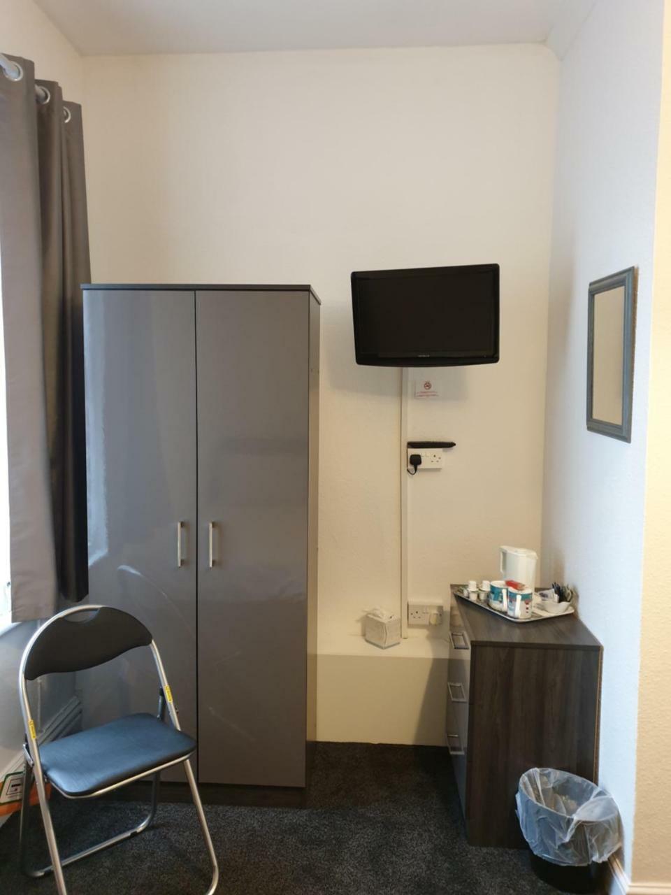 Kings Court Families & Couples Bed and Breakfast Μπλάκπουλ Εξωτερικό φωτογραφία